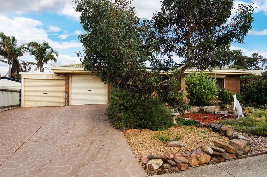 4 Domain Street, MOANA SA 5169, Moana - Image 1