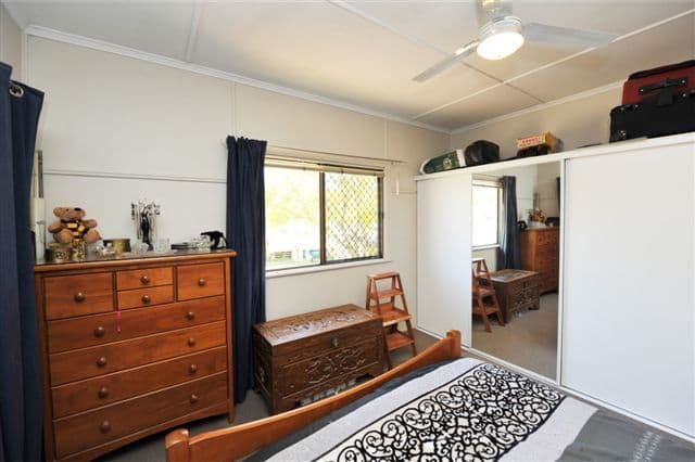 325 Bridge Street, NEWTOWN QLD 4350, Newtown - Thumbnail 6