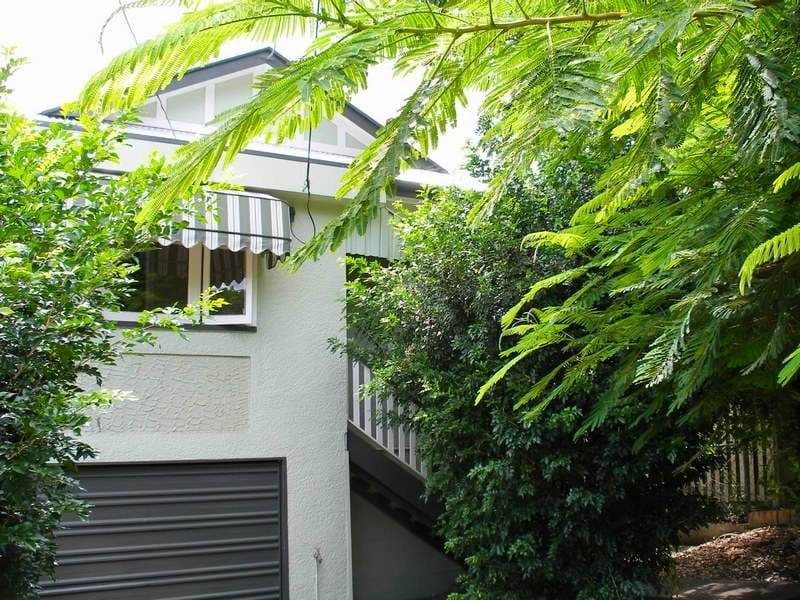 17 Leslie Street, BARDON QLD 4065, Bardon - Thumbnail 7