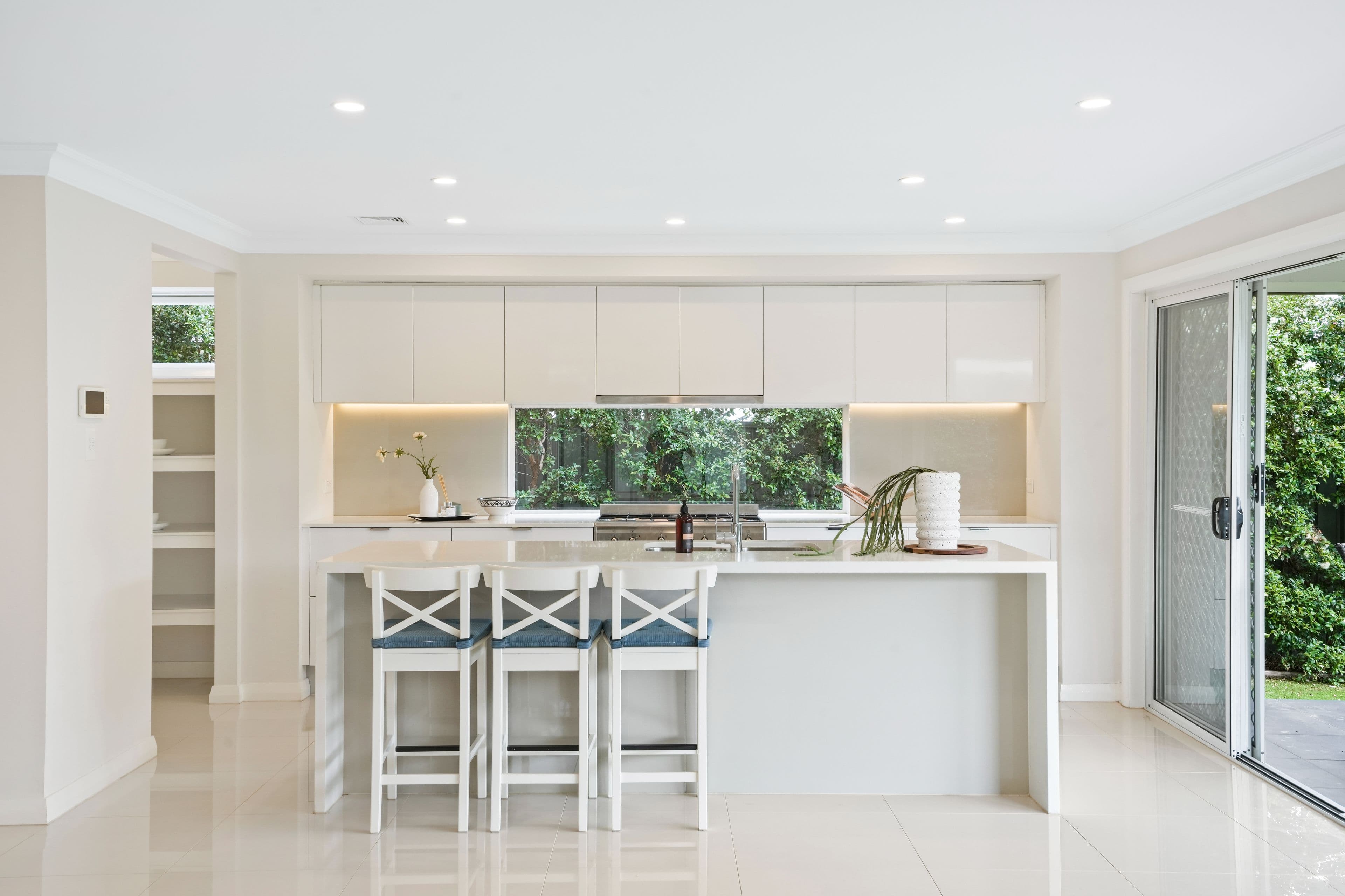 6 McCarthy Street, North Kellyville NSW 2155, North Kellyville - Thumbnail 2