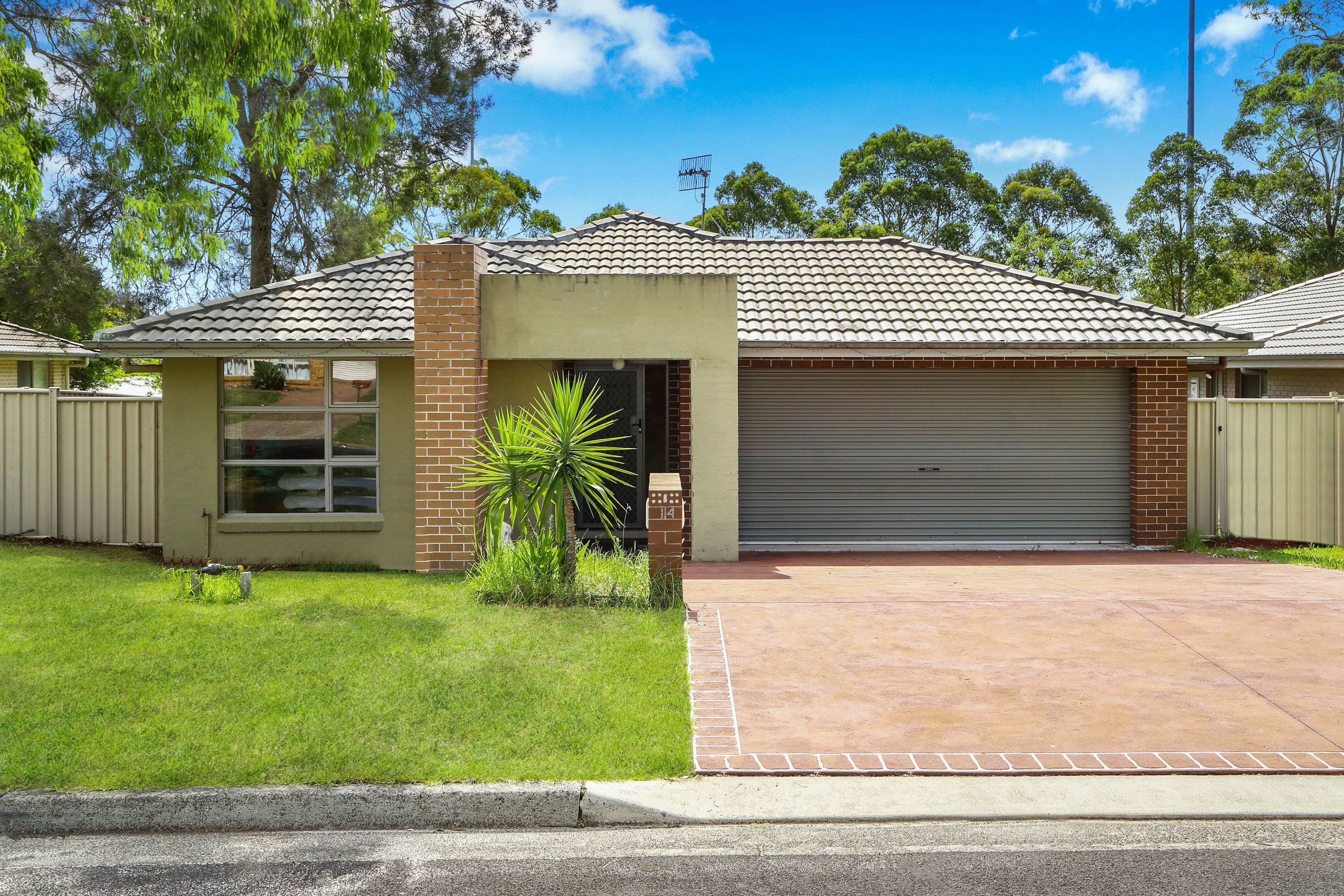 14 De L'Isle Drive, Watanobbi - Image 1