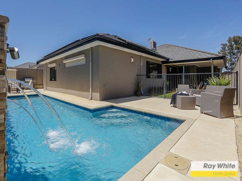 31 Wilmot Bend, Madeley WA 6065, Madeley - Thumbnail 2