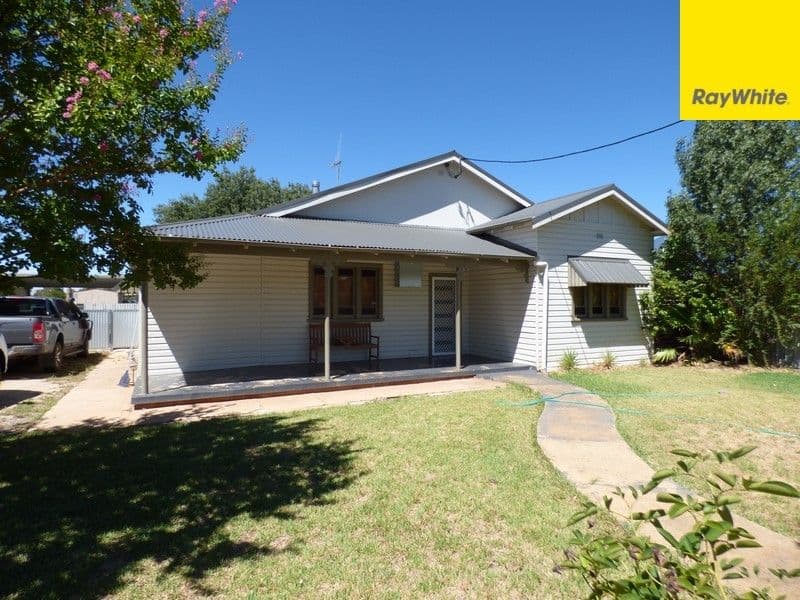 72 Ferry Street, Forbes - Image 1