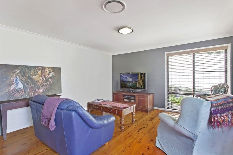 51 Newling Street, Lisarow NSW 2250, Lisarow - Thumbnail 2
