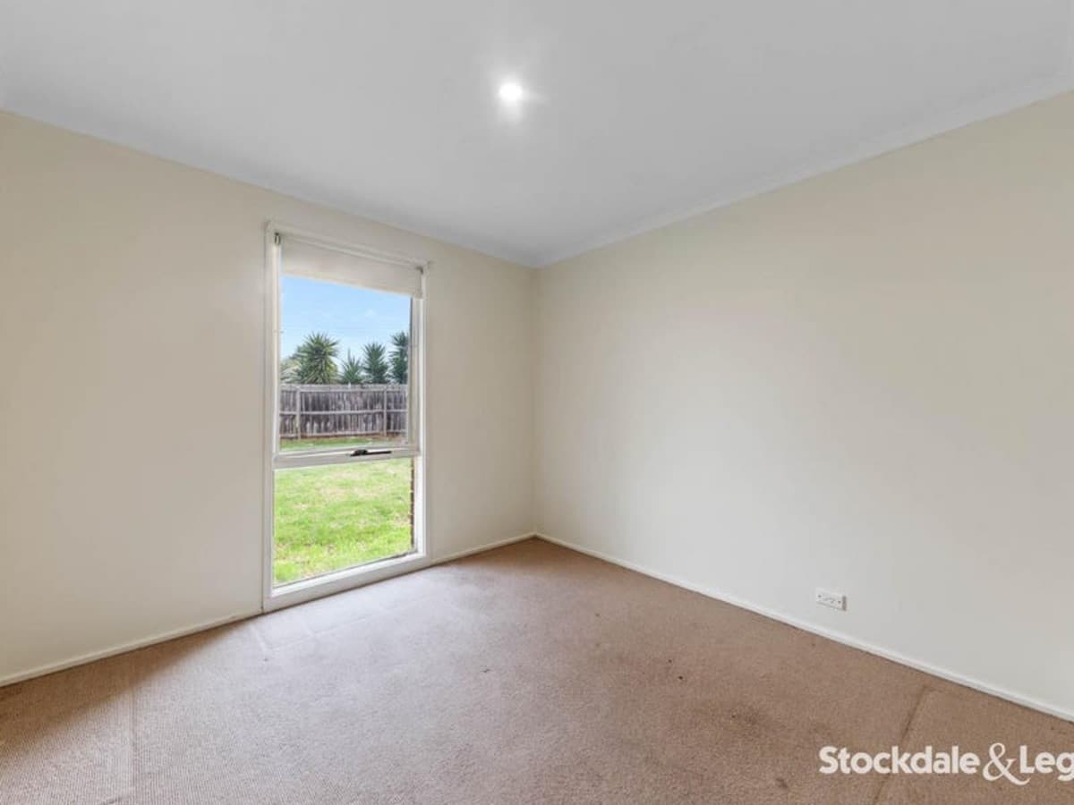 13 Ashton Place, PAKENHAM VIC 3810, Pakenham - Thumbnail 8