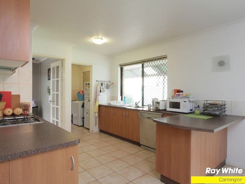 3 Denham Way, THORNLIE WA 6108, Thornlie - Thumbnail 4