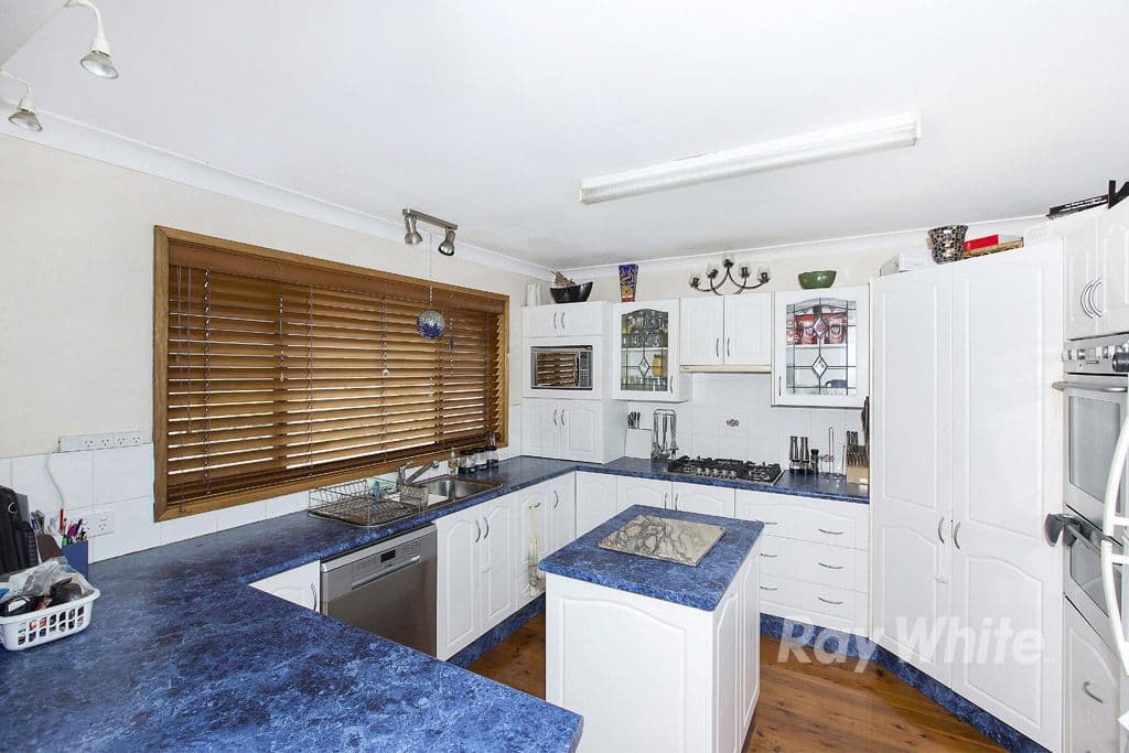 15 Edward Street, Fennell Bay - Thumbnail 5