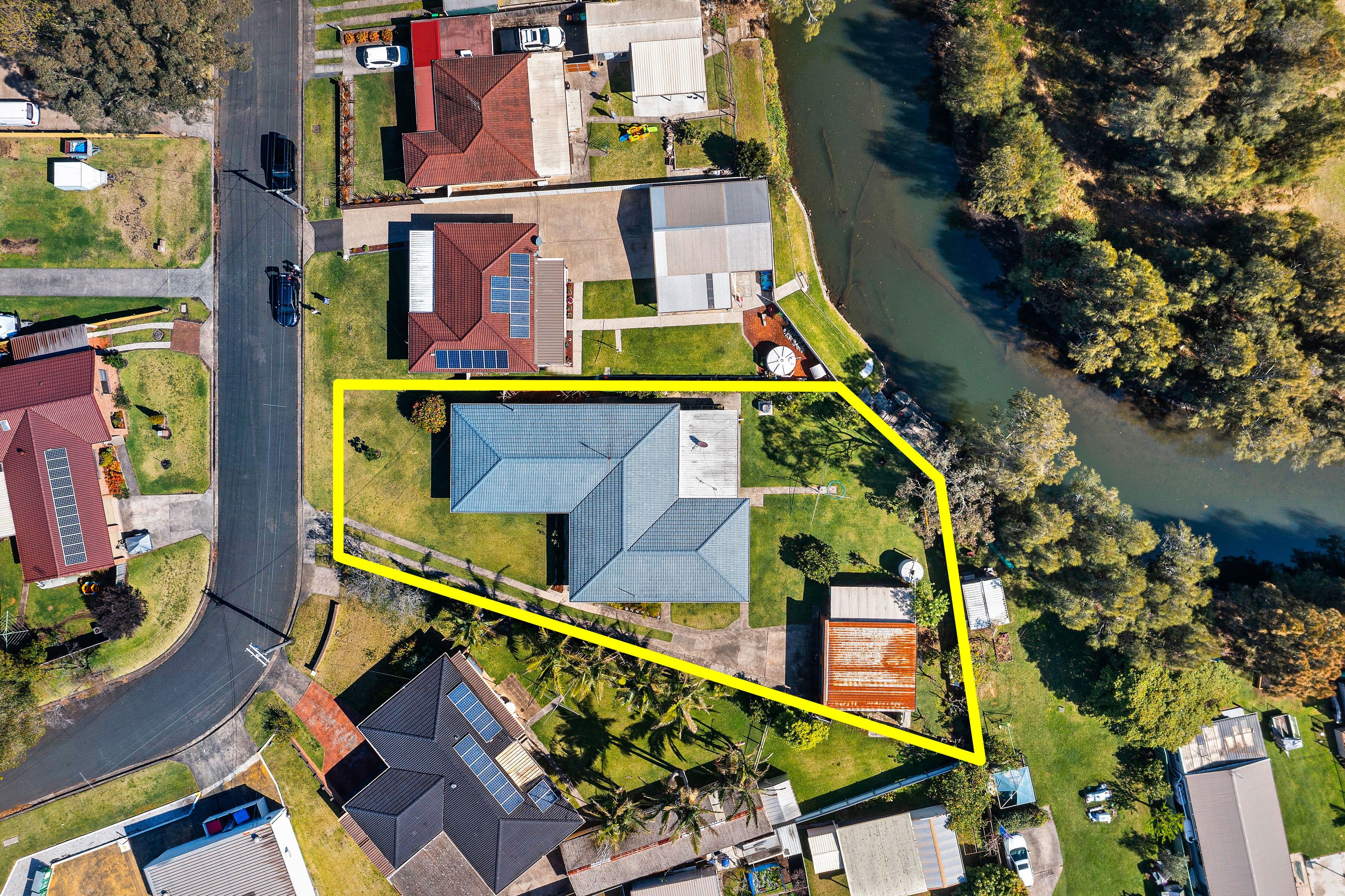 4 Oaks Avenue, Kanahooka NSW 2530, Kanahooka - Thumbnail 2