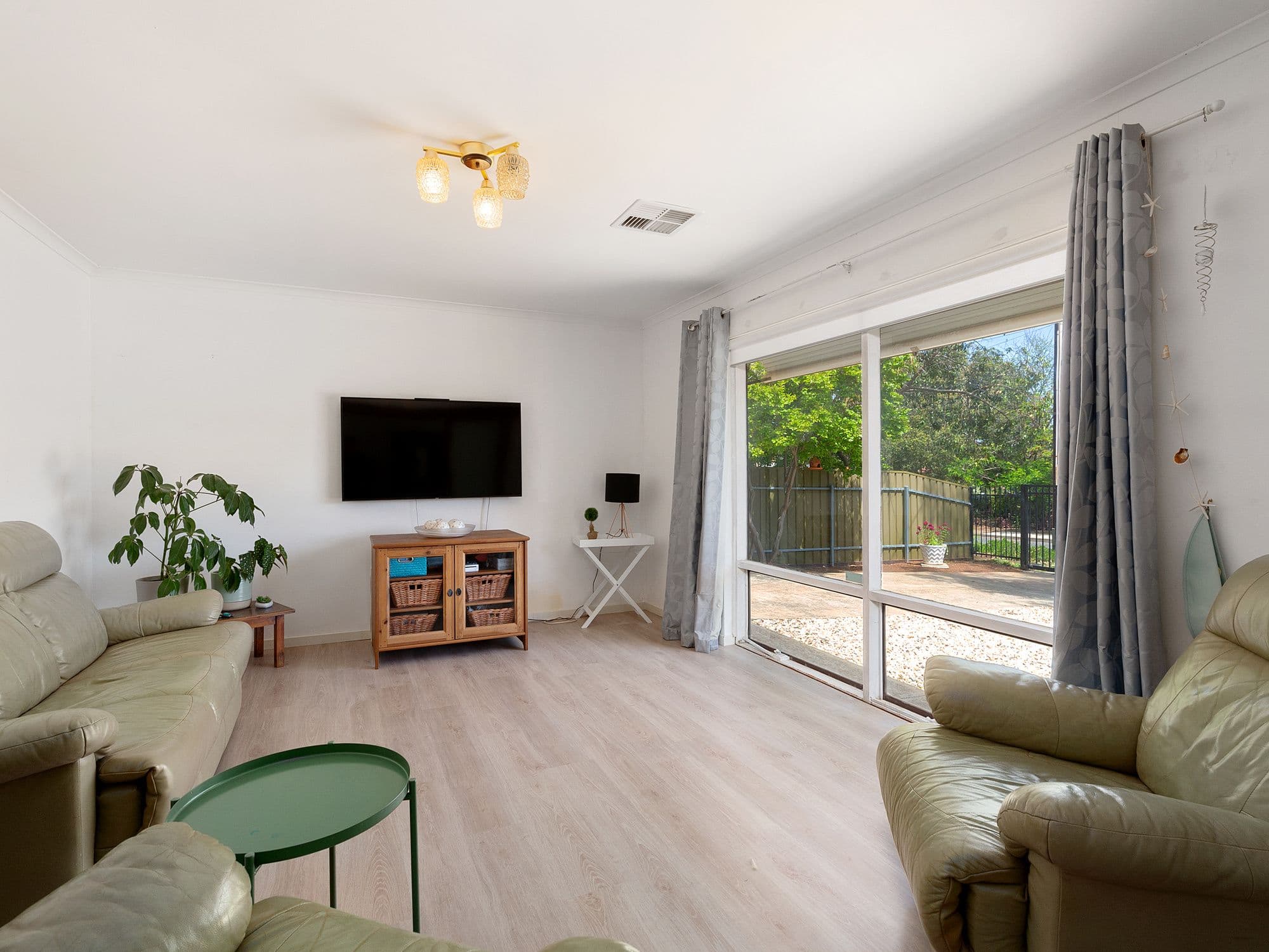 8 Mallett Avenue, Morphett Vale SA 5162, Morphett Vale - Thumbnail 5