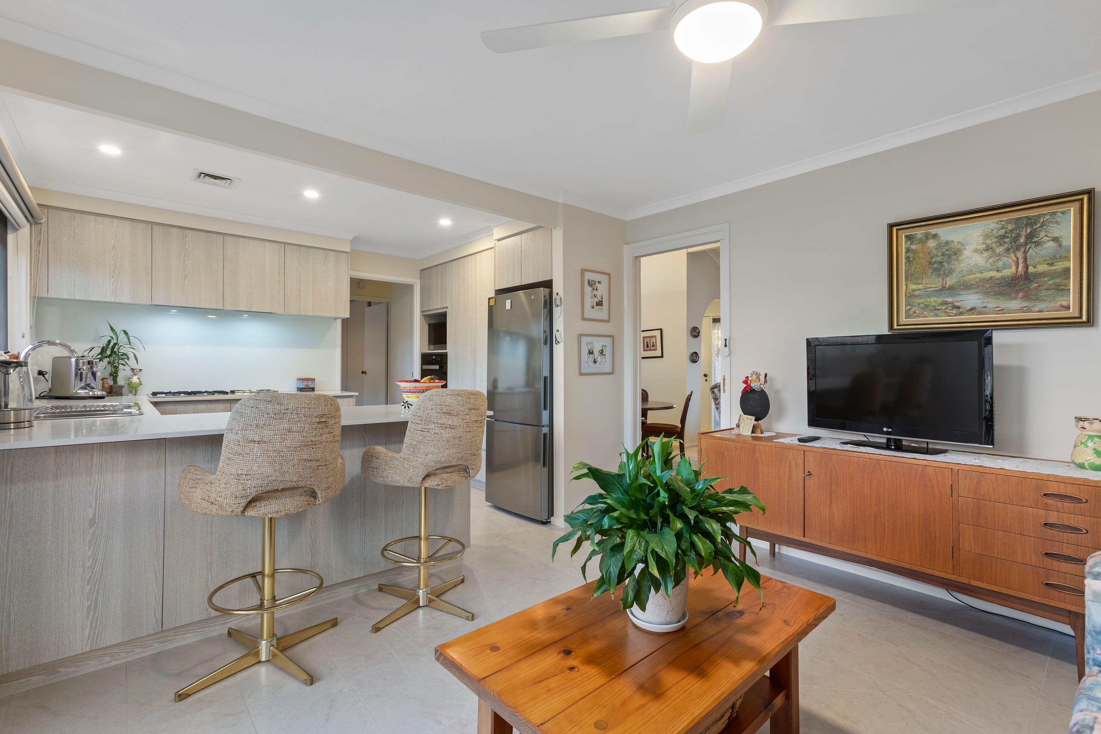 6 Lauren Close, Dingley Village VIC 3172, Dingley Village - Thumbnail 5
