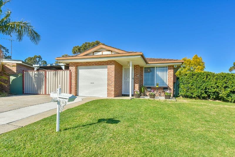 17 Davey Place, St Helens Park NSW 2560, St Helens Park - Image 1
