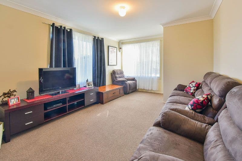 17 Davey Place, St Helens Park NSW 2560, St Helens Park - Thumbnail 2