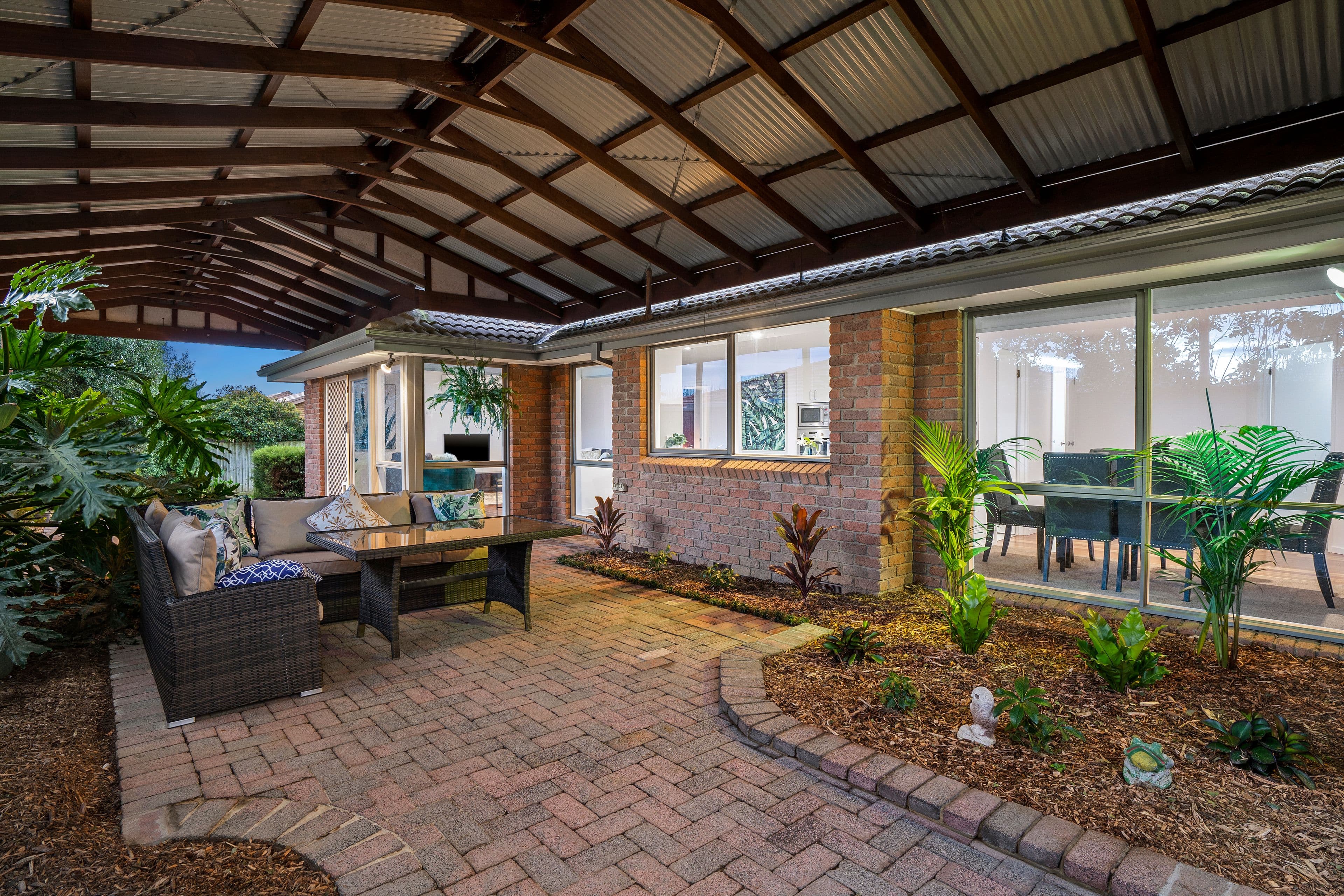 2 Baird Court, Rowville VIC 3178, Rowville - Thumbnail 2