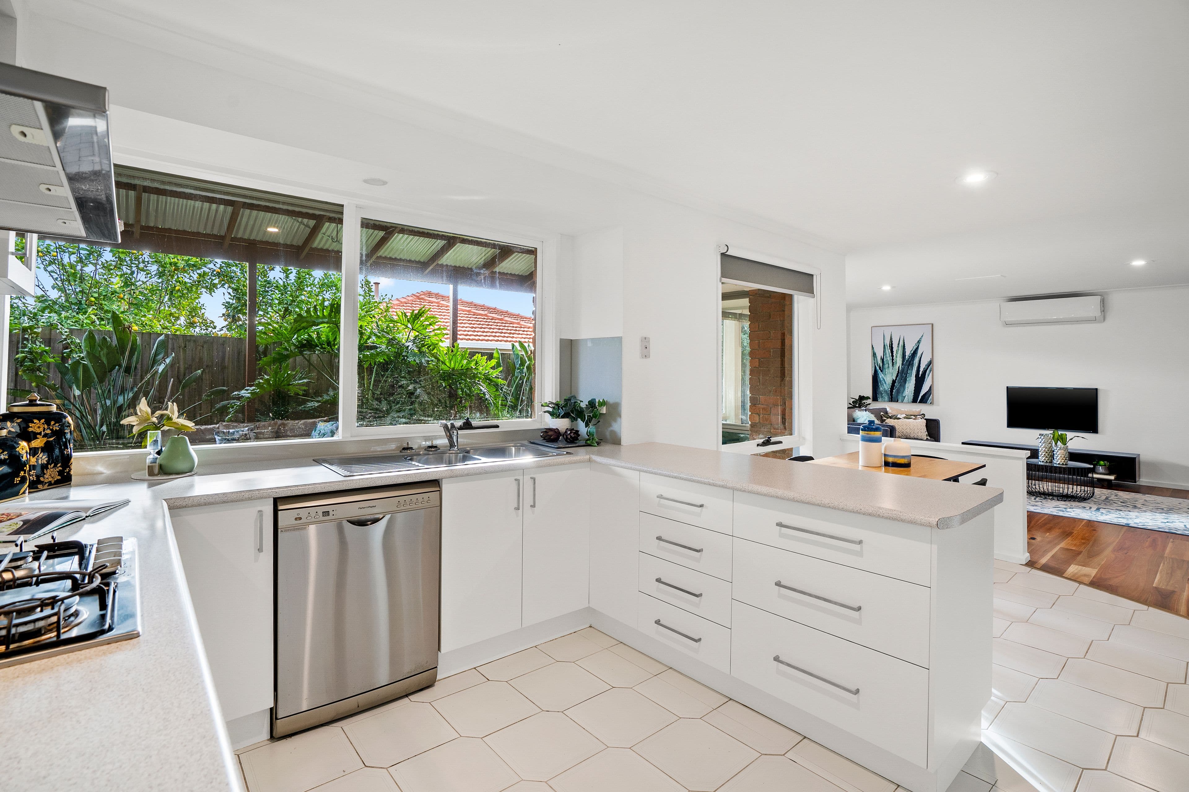 2 Baird Court, Rowville VIC 3178, Rowville - Thumbnail 5