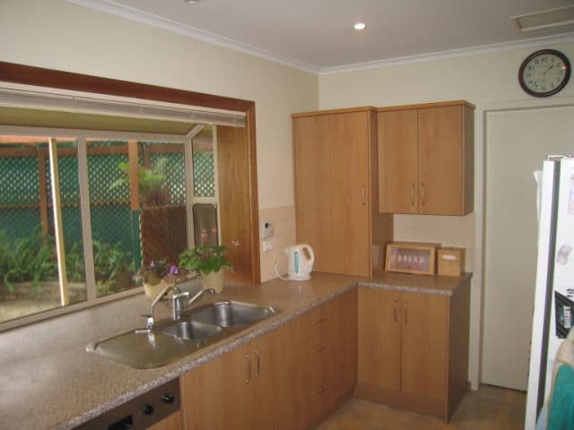 16 Catherine Avenue, Flinders Park SA 5025, Flinders Park - Thumbnail 2