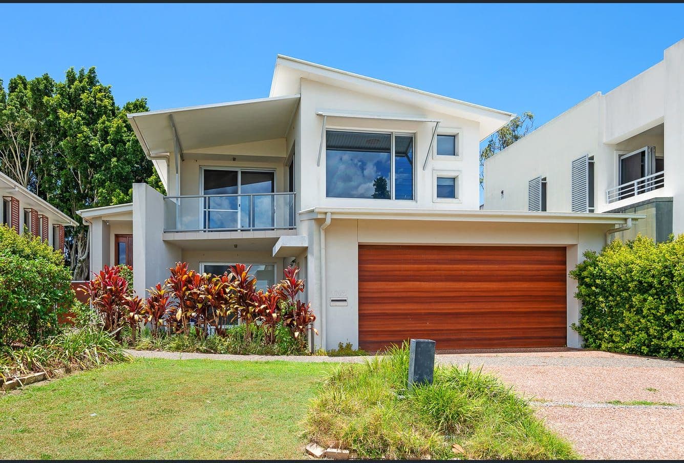 1002 Lakeview Terrace, Benowa QLD 4217, Benowa - Image 1