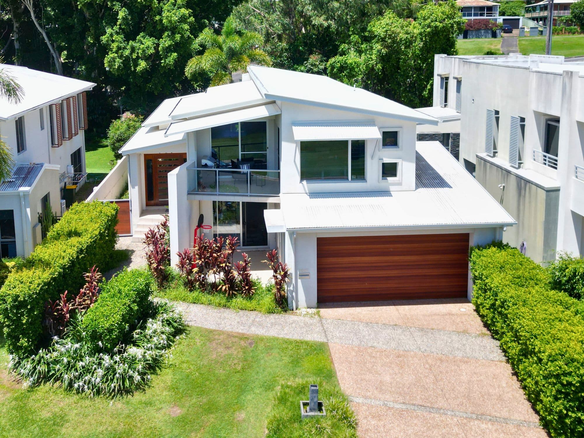 1002 Lakeview Terrace, Benowa QLD 4217, Benowa - Thumbnail 2