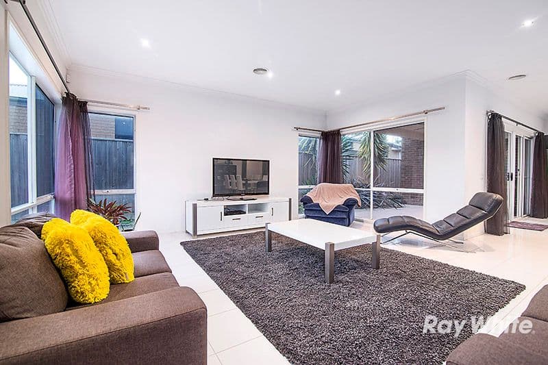 16 Nature Circuit, Cranbourne North VIC 3977, Cranbourne North - Thumbnail 8