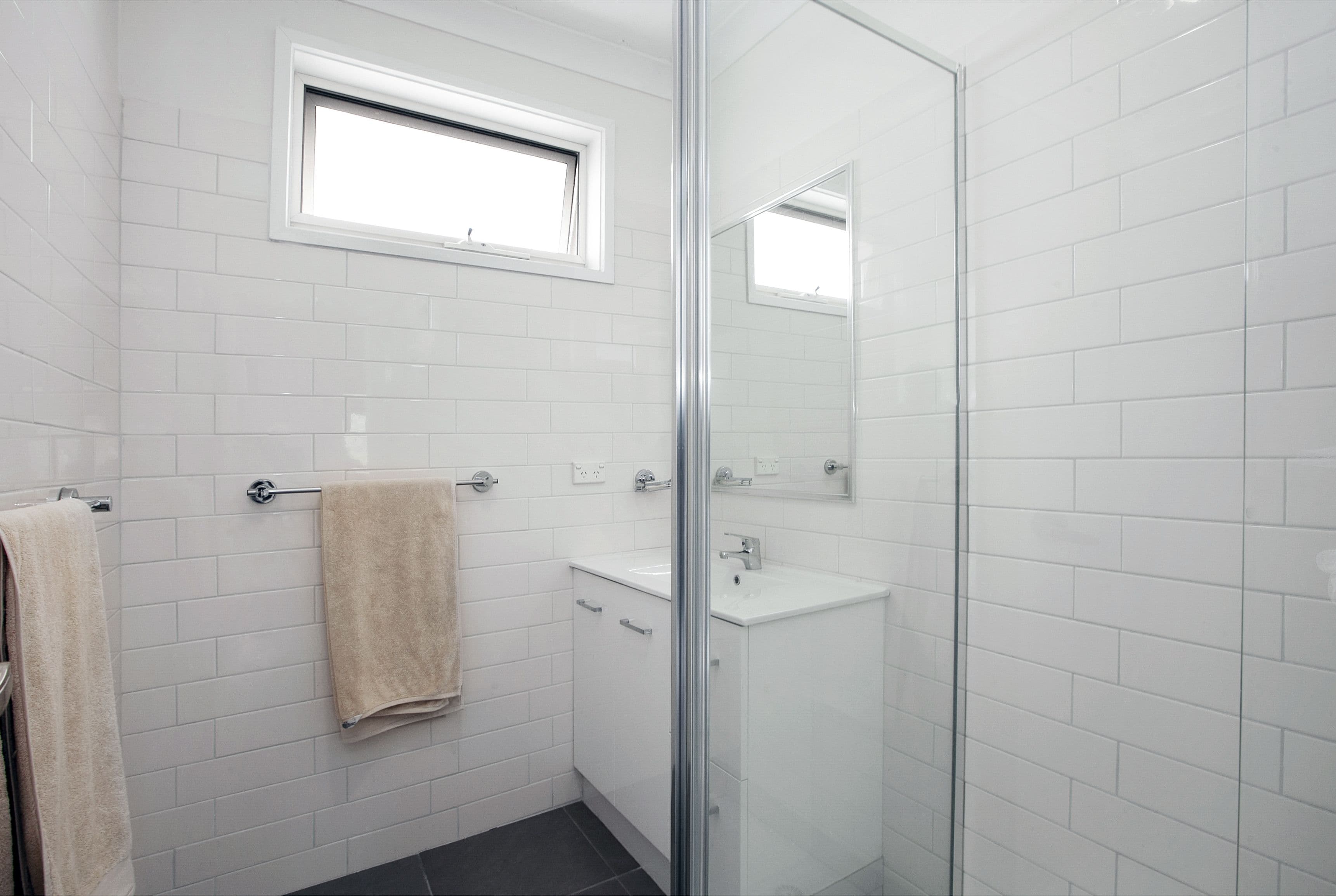 21 Evans Crescent, Reservoir VIC 3073, Reservoir - Thumbnail 6