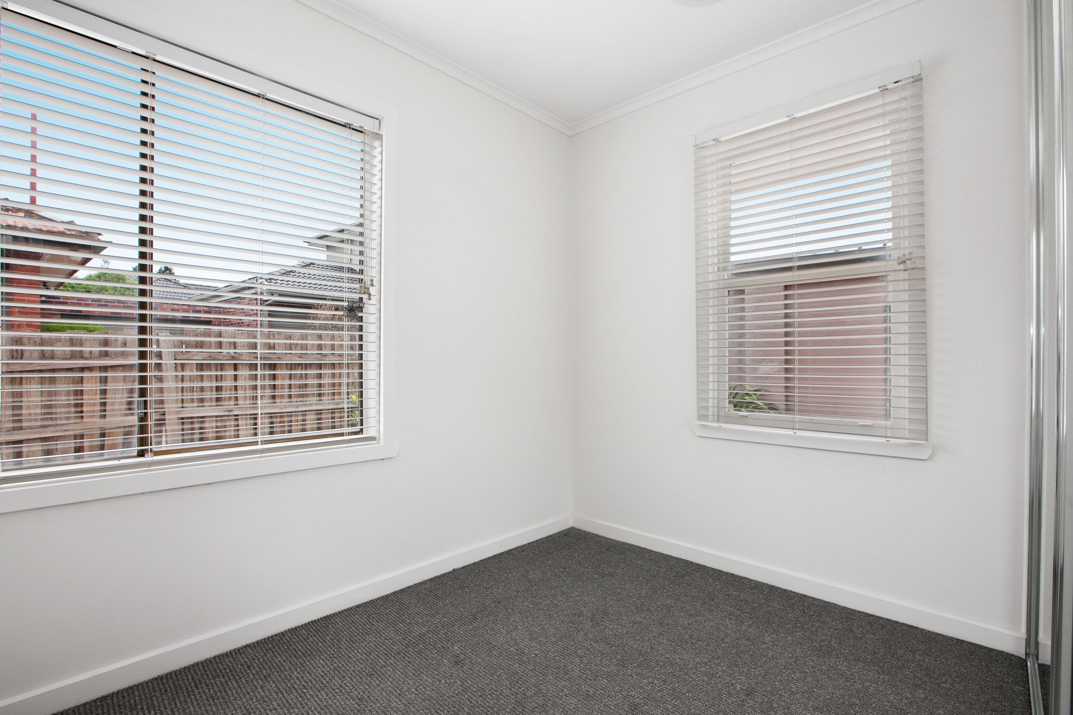 21 Evans Crescent, Reservoir VIC 3073, Reservoir - Thumbnail 7