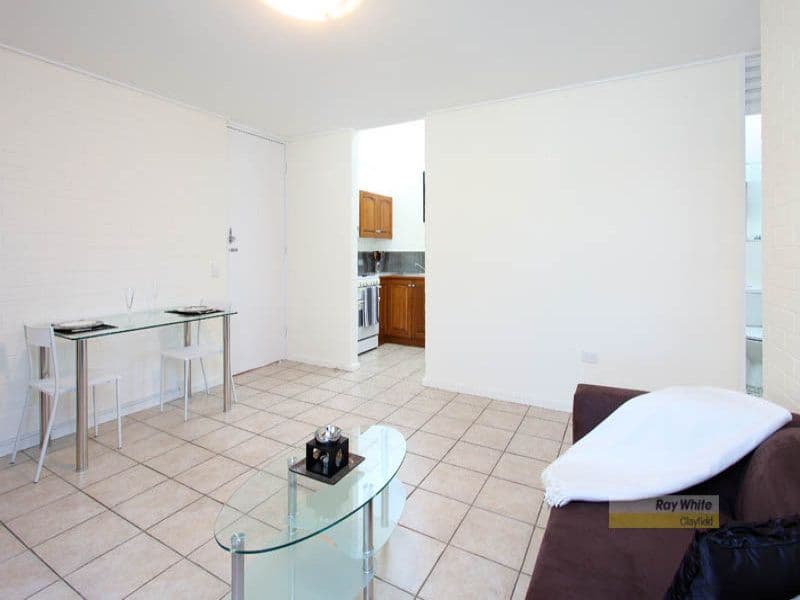 70 Kent Road, WOOLOOWIN QLD 4030, Wooloowin - Thumbnail 2