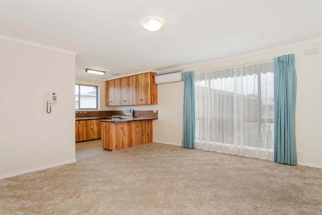 315 Boundary Road, ST ALBANS PARK VIC 3219, St Albans Park - Thumbnail 2