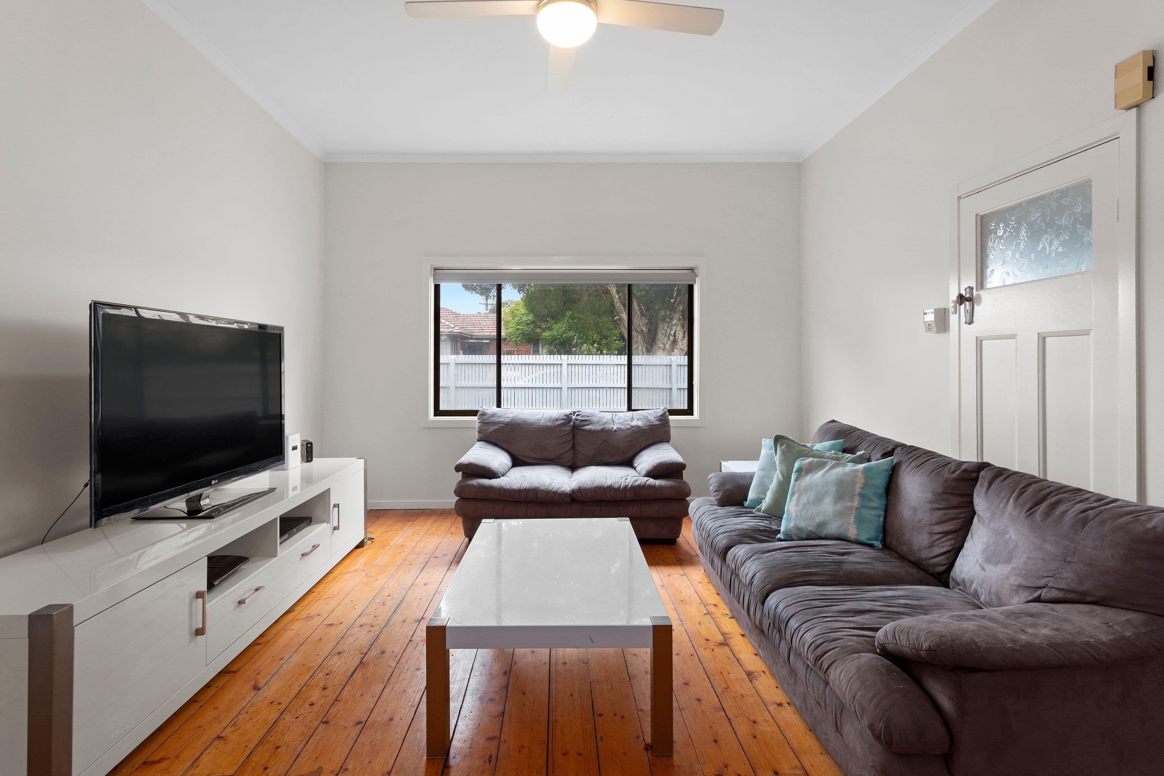 22 Williams Street, Mentone VIC 3194, Mentone - Thumbnail 2