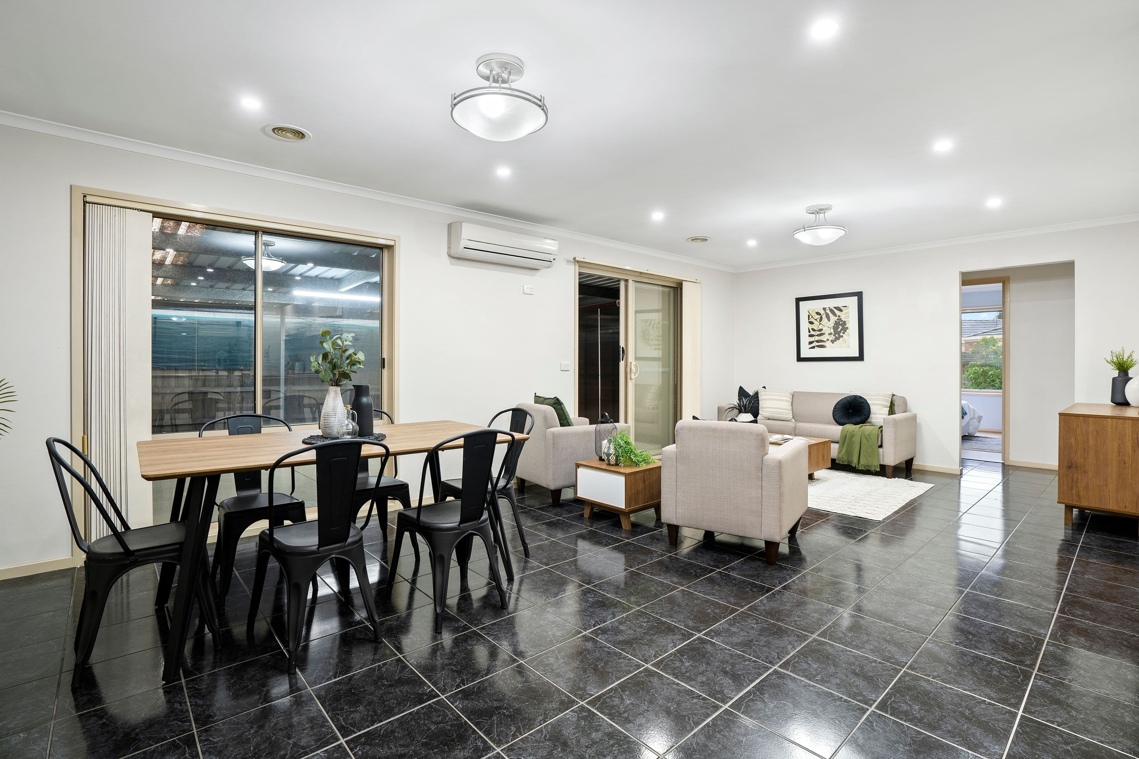 14 Yaraan Court, Hampton Park VIC 3976, Hampton Park - Thumbnail 3
