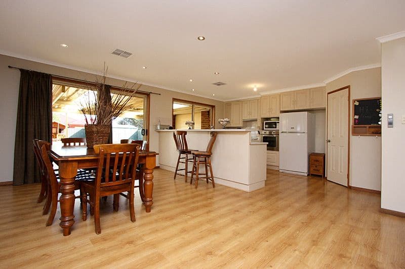 9 Almond Court, LEWISTON SA 5501, Lewiston - Thumbnail 3