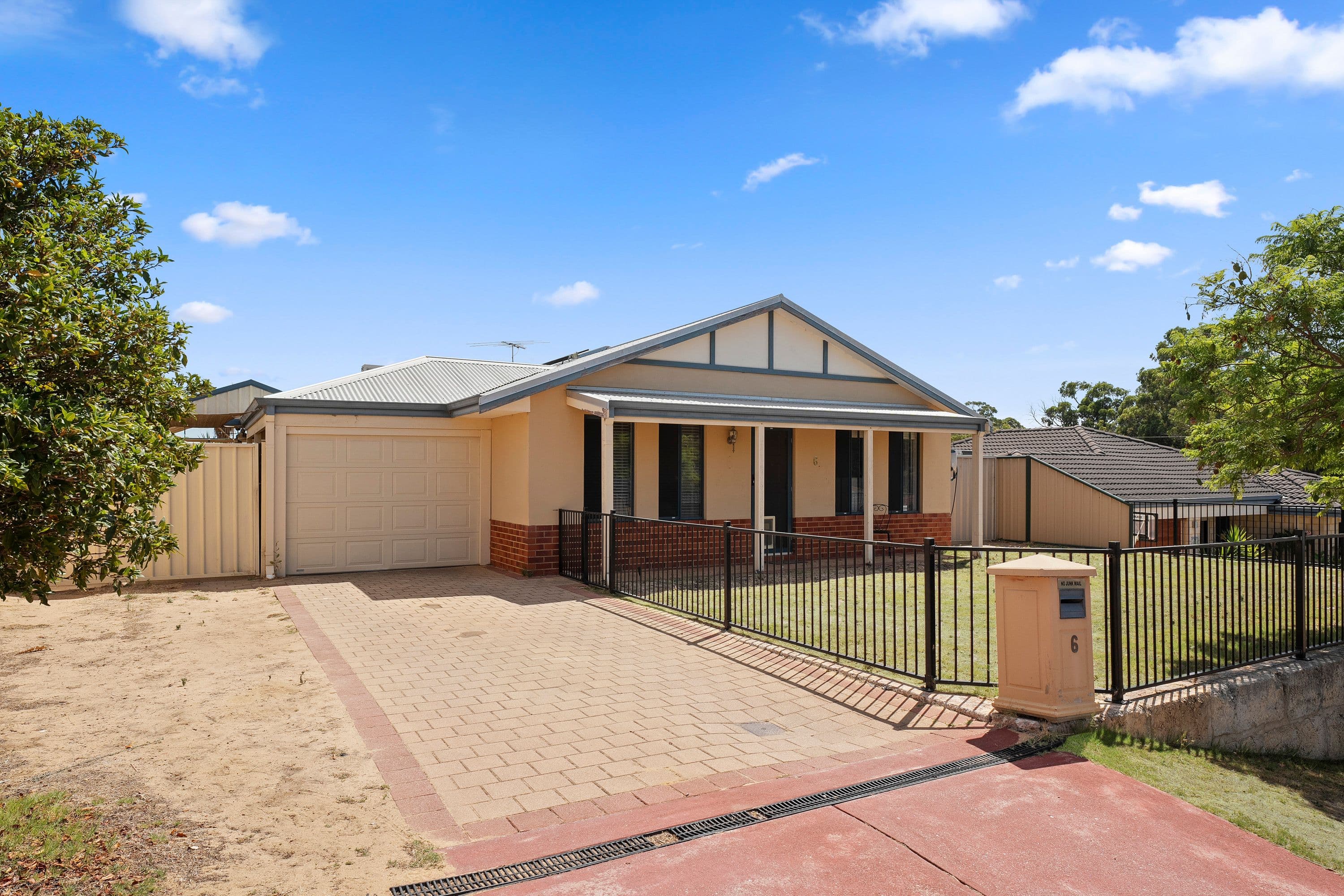 6 Madge Way, Leda WA 6170, Leda - Thumbnail 2