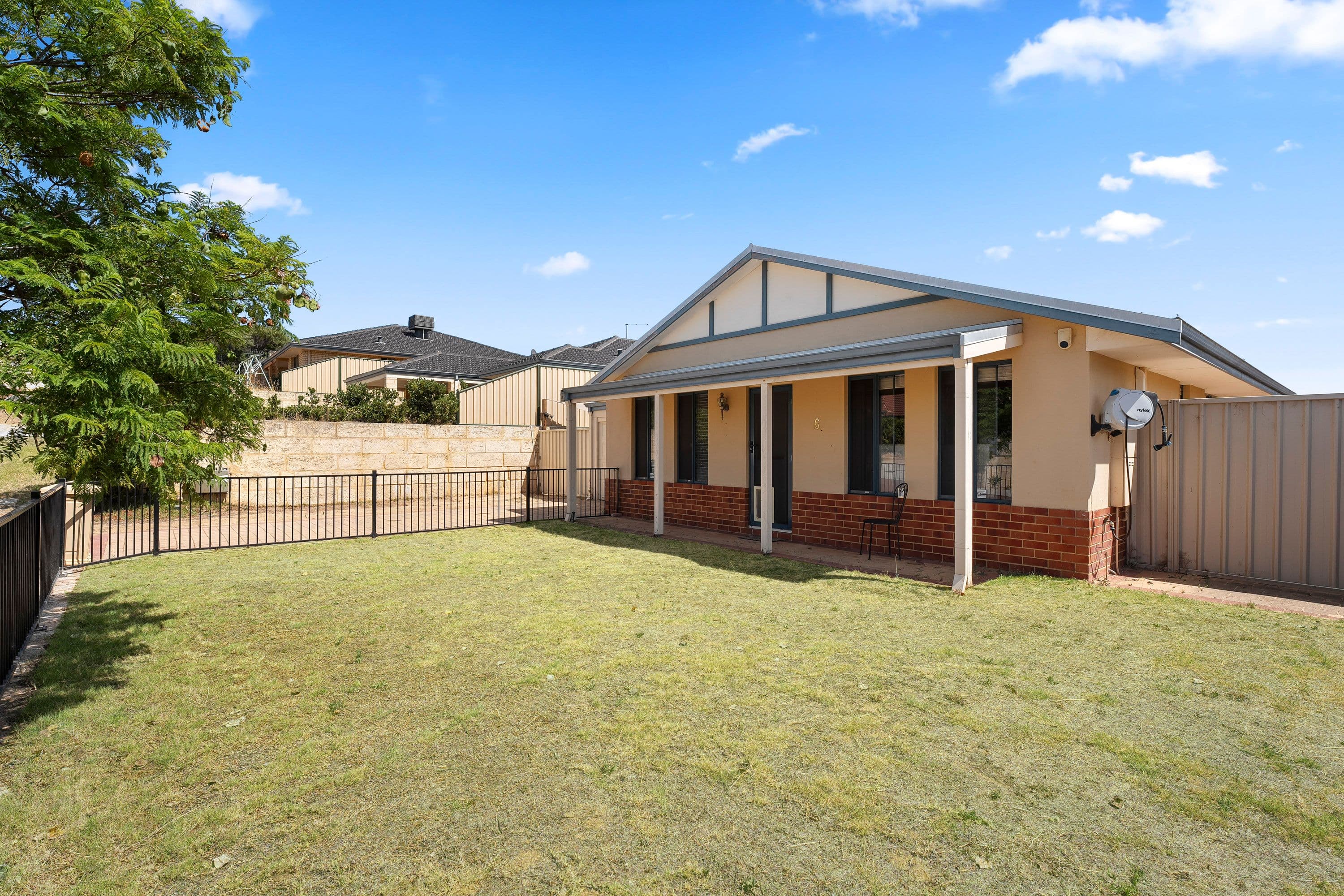 6 Madge Way, Leda WA 6170, Leda - Thumbnail 3