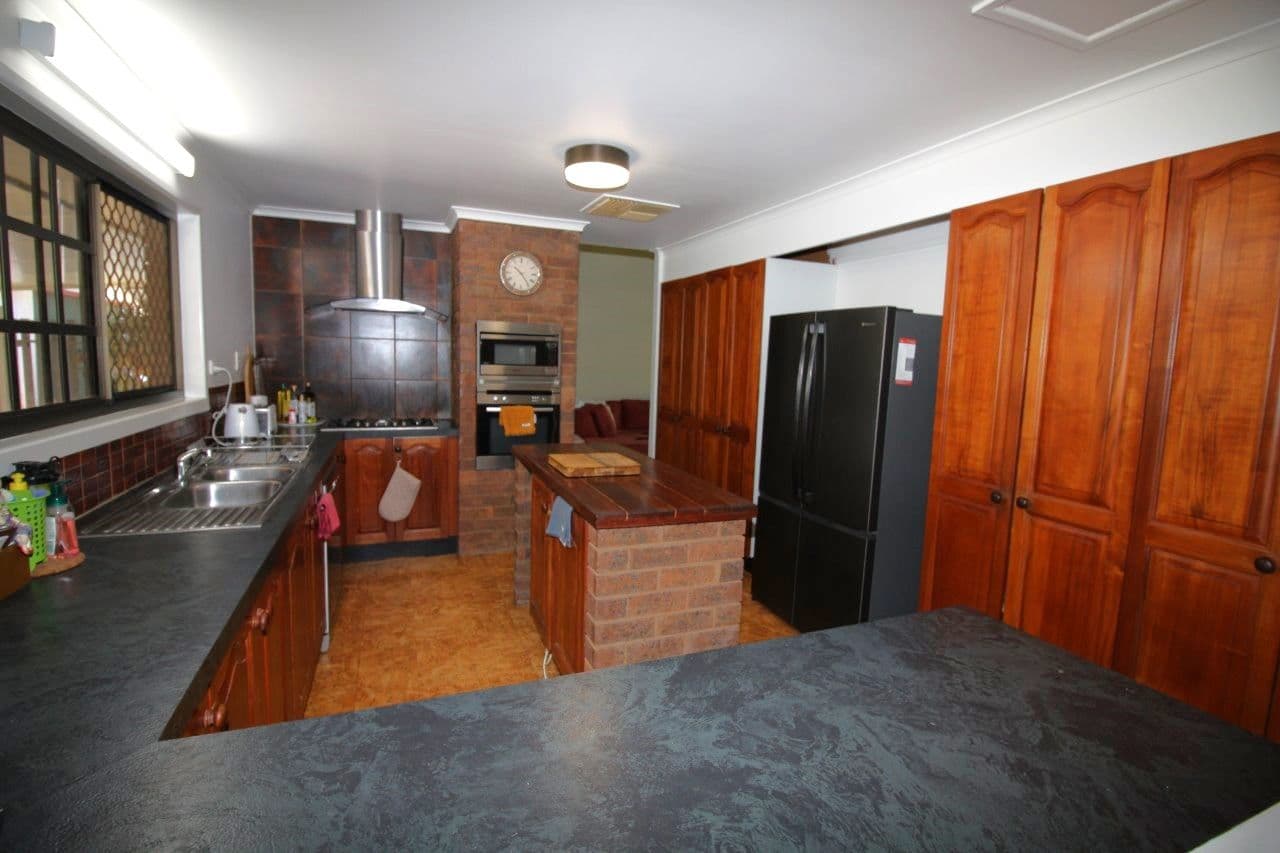 25-27 Stubley Street, Richmond Hill QLD 4820, Richmond Hill - Thumbnail 5