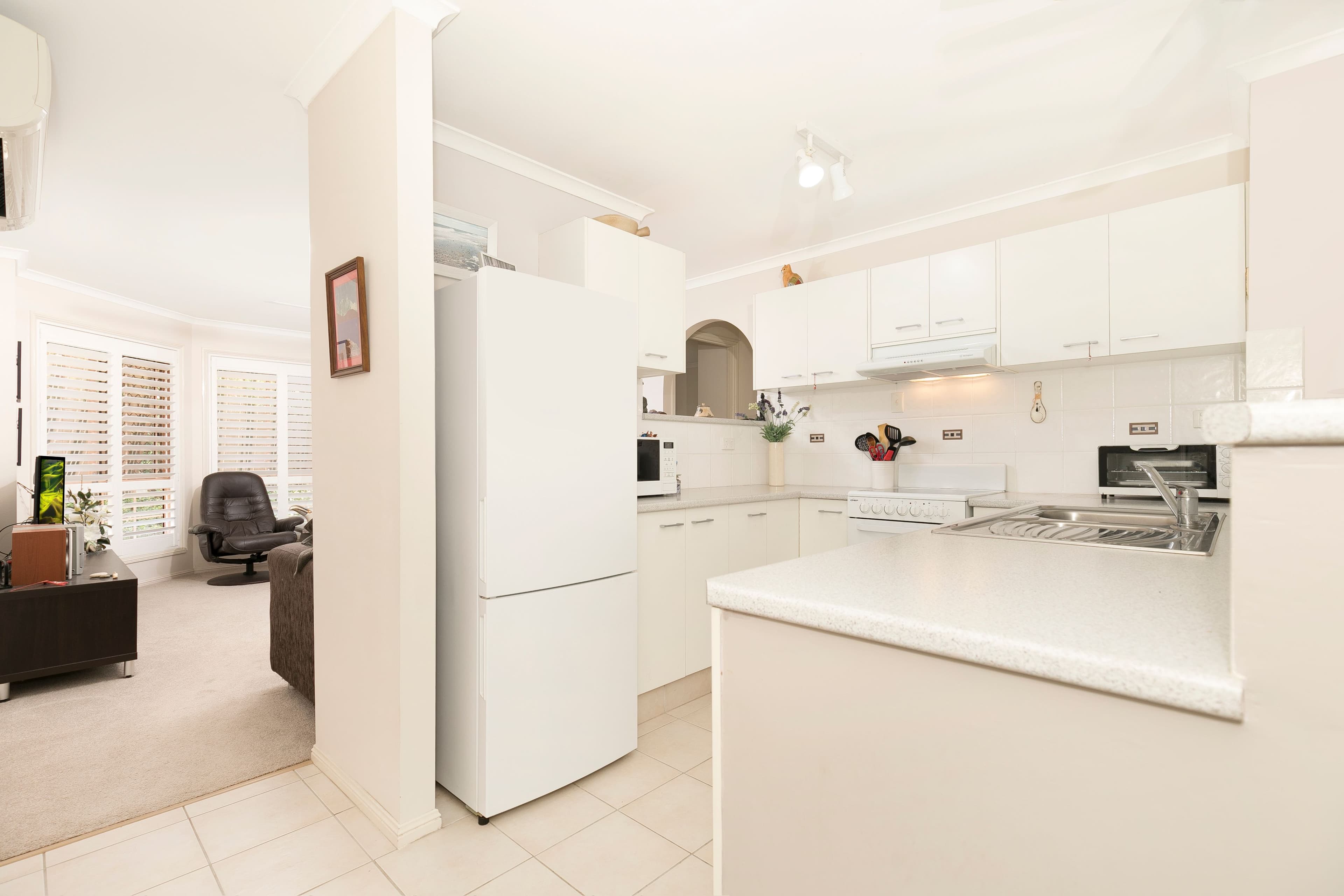 10 Palm Avenue, Sherwood QLD 4075, Sherwood - Thumbnail 5