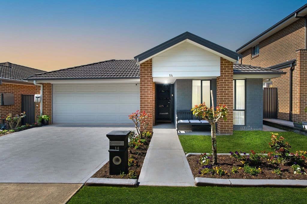 14 Jubilee Drive, JORDAN SPRINGS NSW 2747, Jordan Springs - Image 1