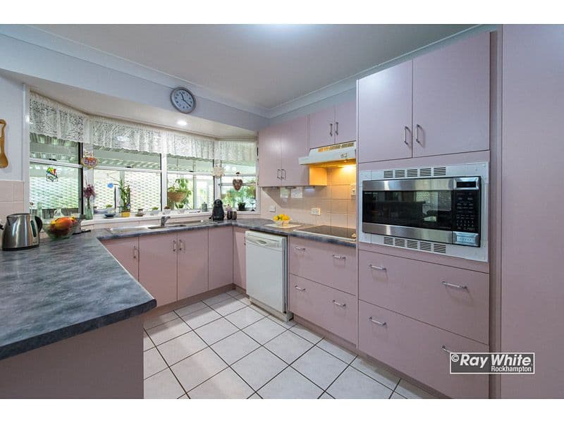 17 Permien Street, Norman Gardens QLD 4701, Norman Gardens - Thumbnail 5