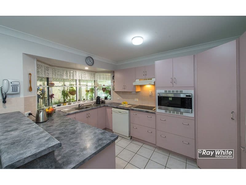 17 Permien Street, Norman Gardens QLD 4701, Norman Gardens - Thumbnail 6