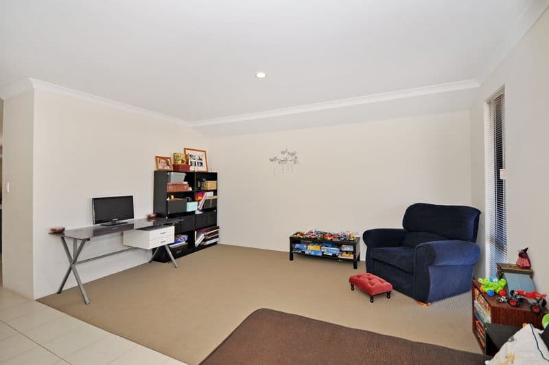 49 Interlaken Loop, Ellenbrook WA 6069, Ellenbrook - Thumbnail 3