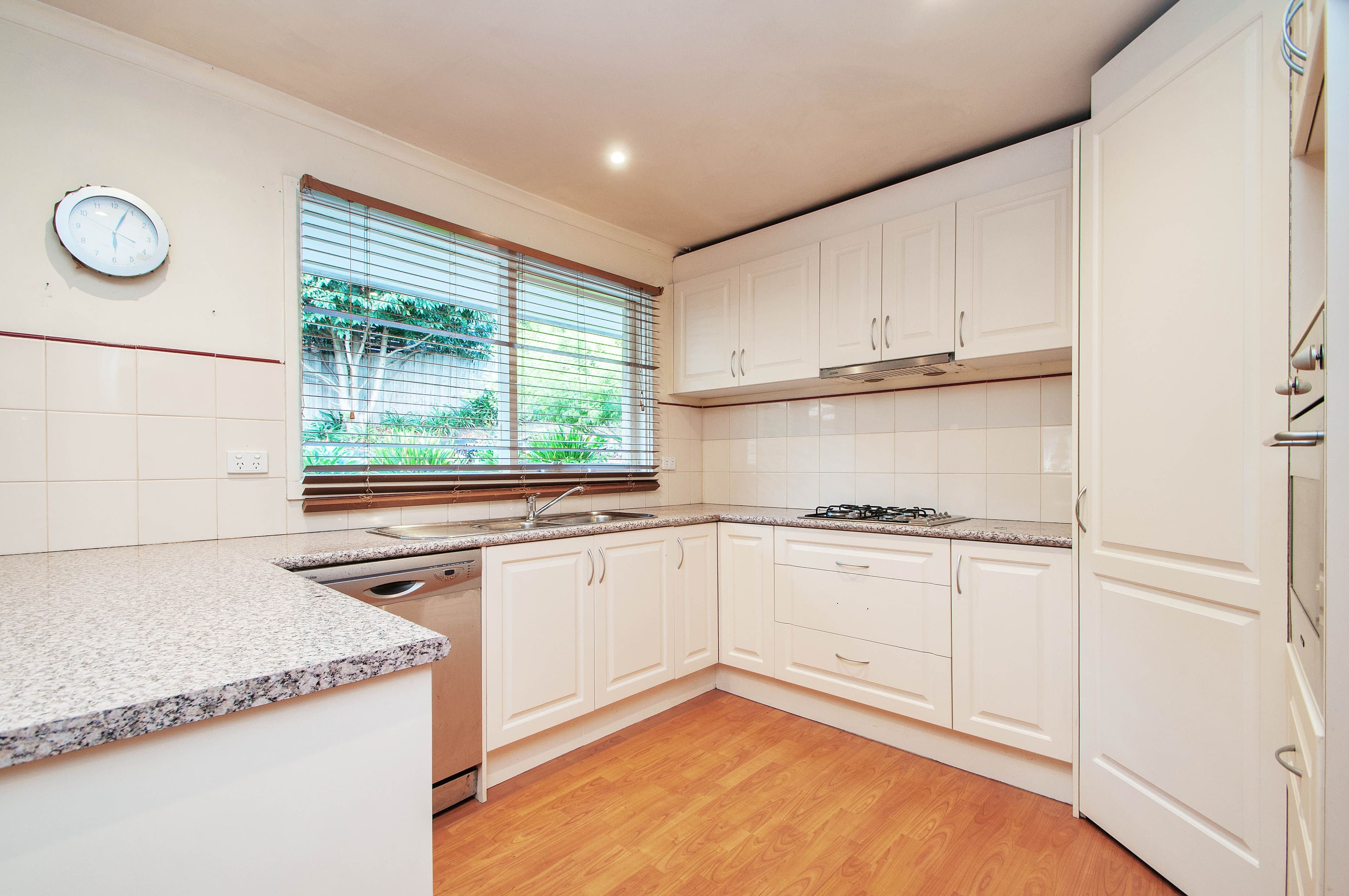 16 Edward Road, Chirnside Park VIC 3116, Chirnside Park - Thumbnail 5
