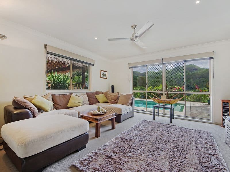 13 Des Quinlan Crescent, TALLEBUDGERA QLD 4228, Tallebudgera - Thumbnail 6