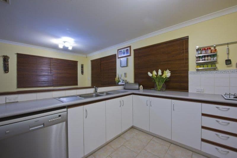 5 Sherlock Rise, CARRAMAR WA 6031, Carramar - Thumbnail 6