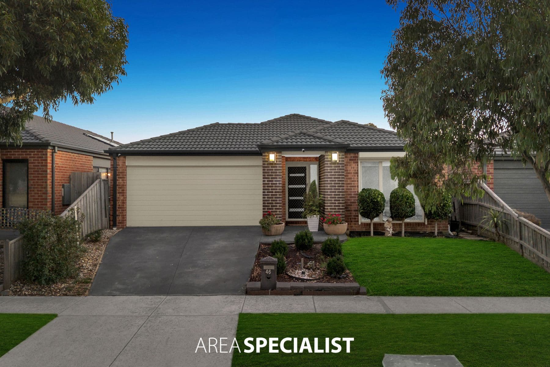 46 Brocker Street, Clyde North, VIC 3978, Clyde North - Thumbnail 2