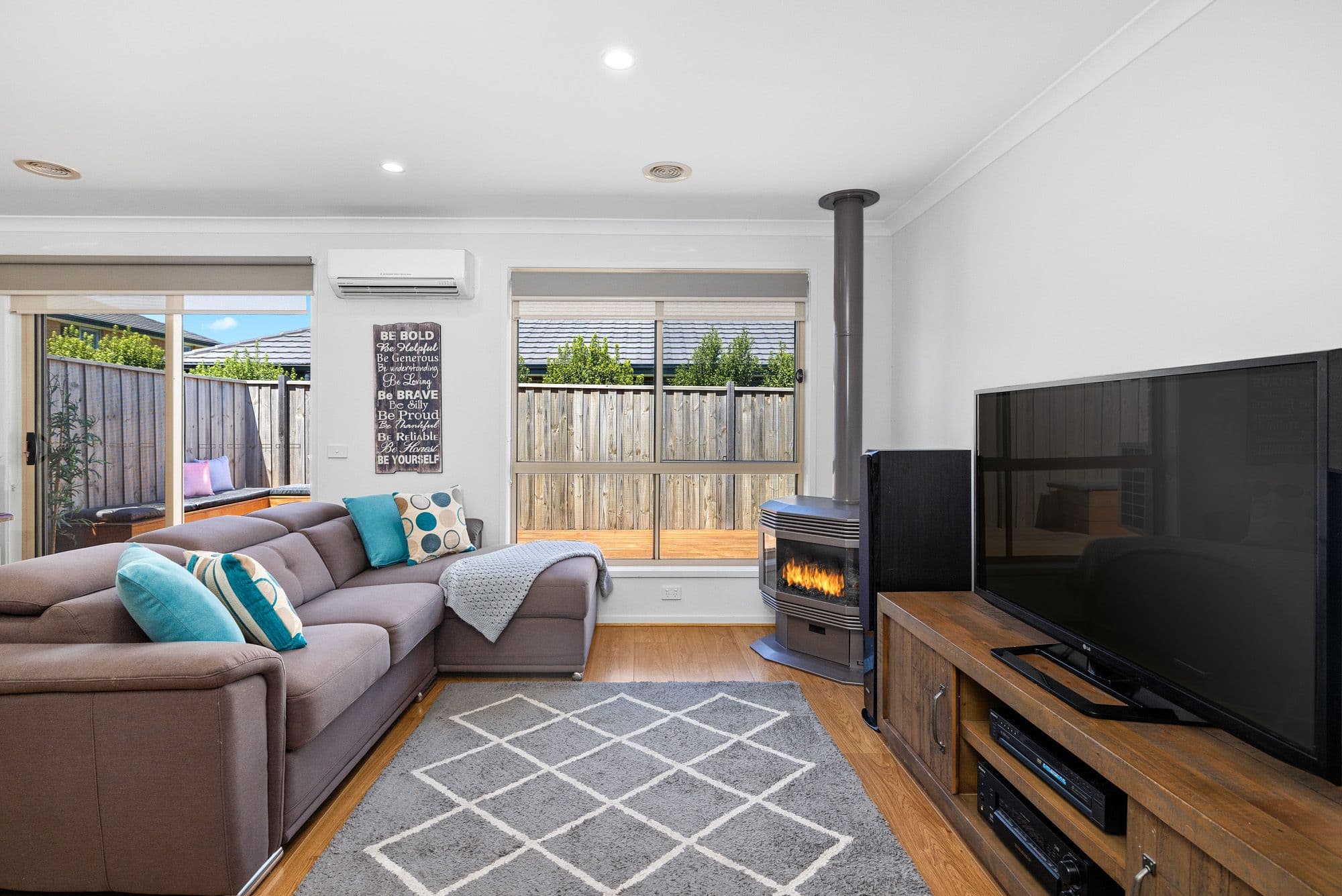 23 Harogen Drive, Werribee VIC 3030, Werribee - Thumbnail 6