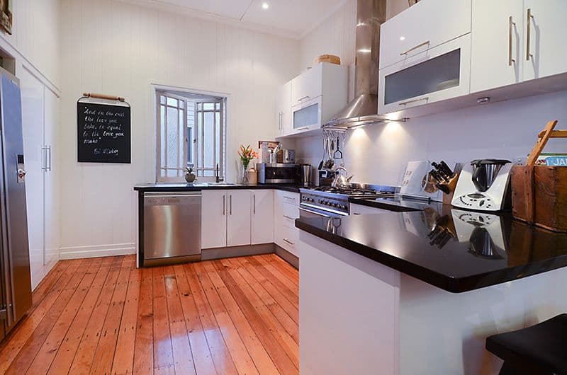 23 Ure Street, HENDRA QLD 4011, Hendra - Thumbnail 2