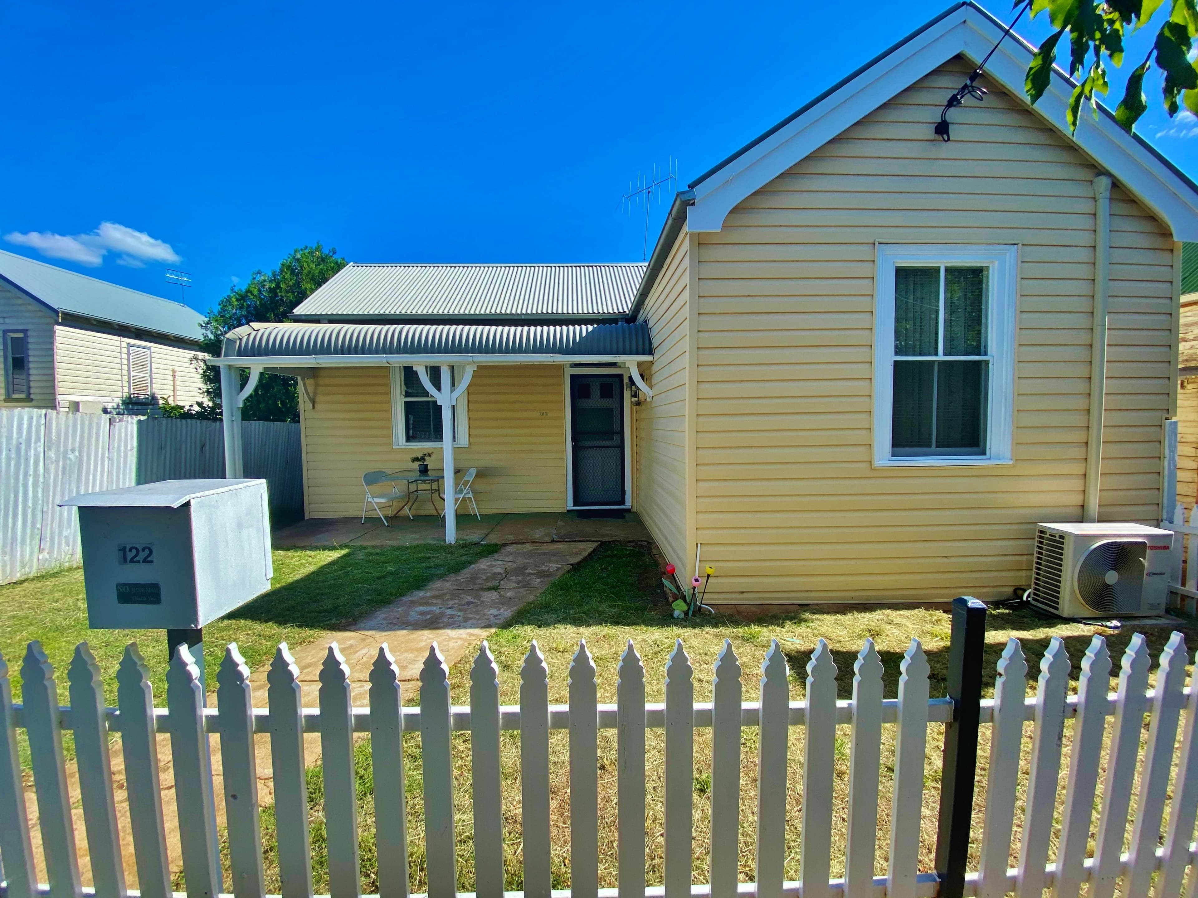 122 Neill Street, Harden NSW 2587, Harden - Image 1