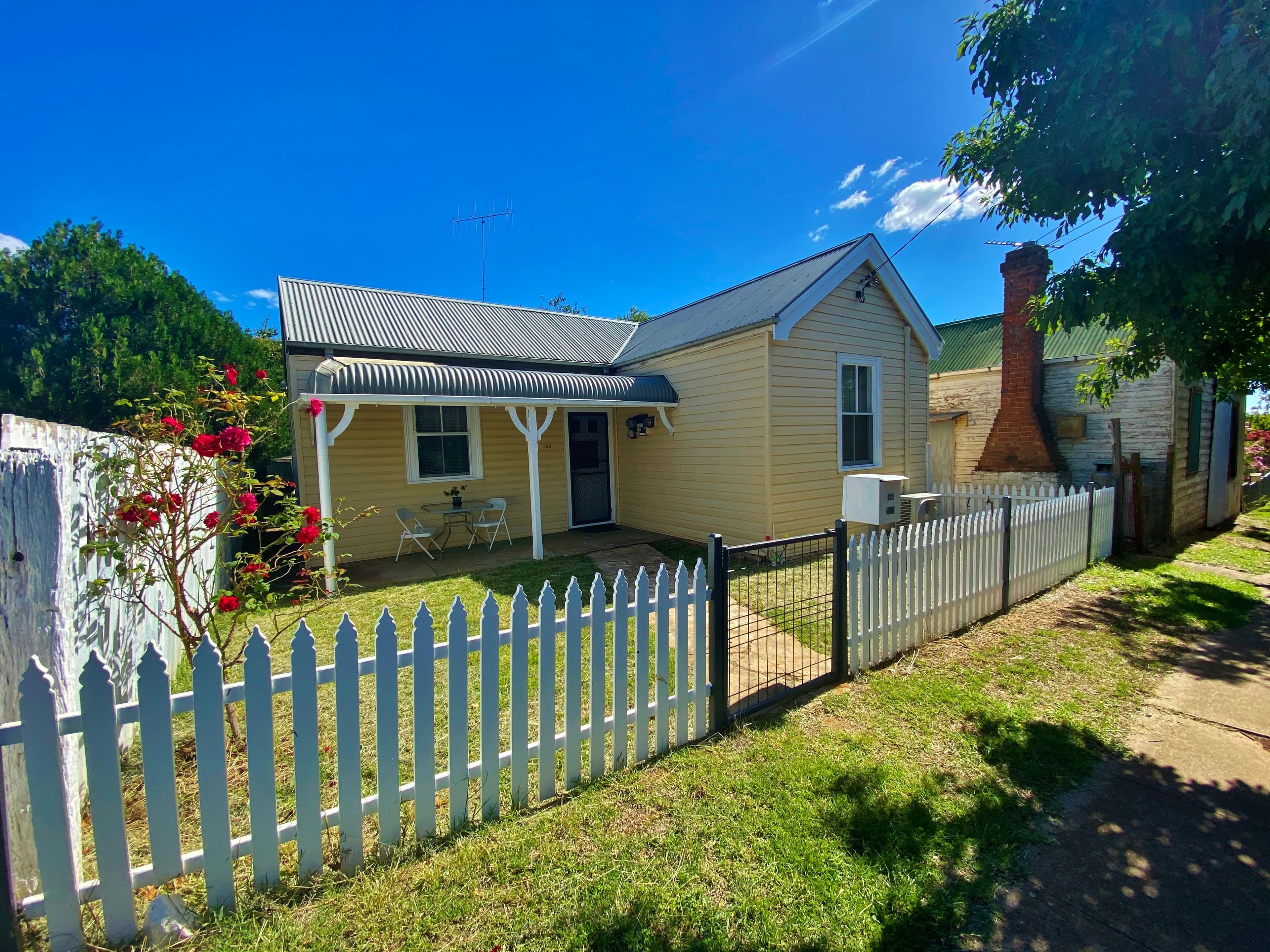 122 Neill Street, Harden NSW 2587, Harden - Thumbnail 2