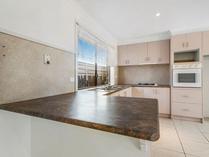 2 Coventry Place, Melton South VIC 3338, Melton South - Thumbnail 2