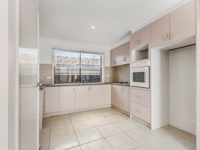 2 Coventry Place, Melton South VIC 3338, Melton South - Thumbnail 3