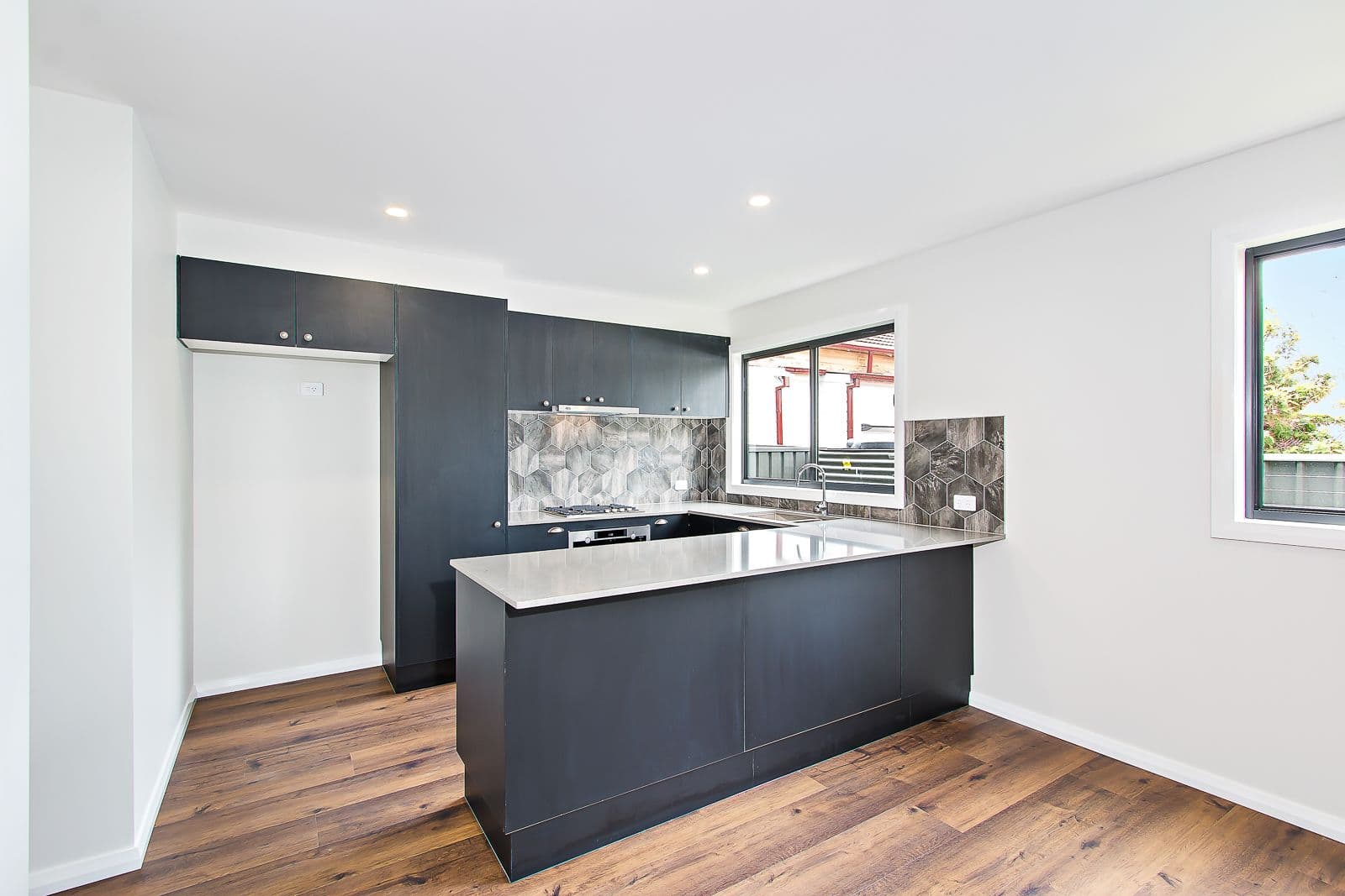 32 Kokera Street, Wallsend - Thumbnail 2