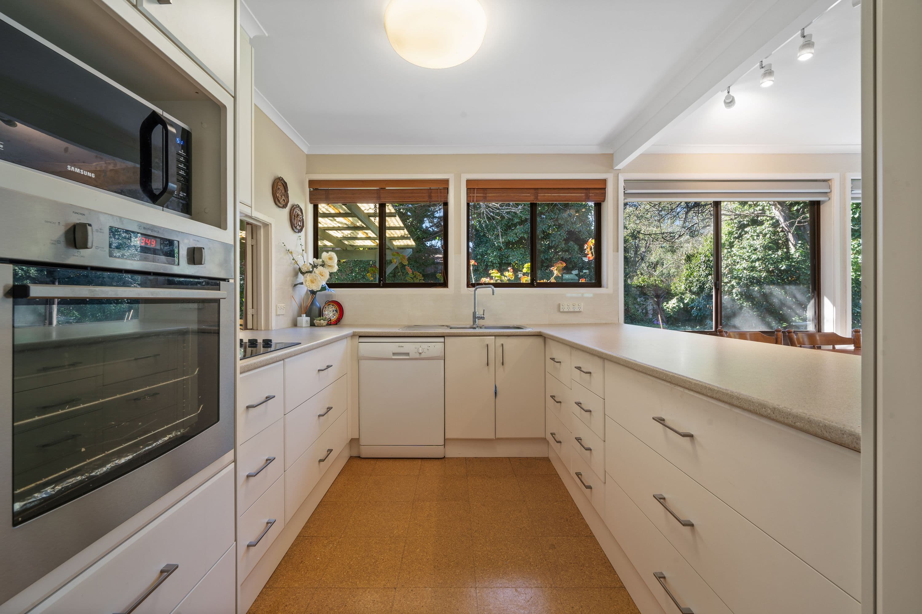 19 Whitfeld Street, Monash ACT 2904, Monash - Thumbnail 6