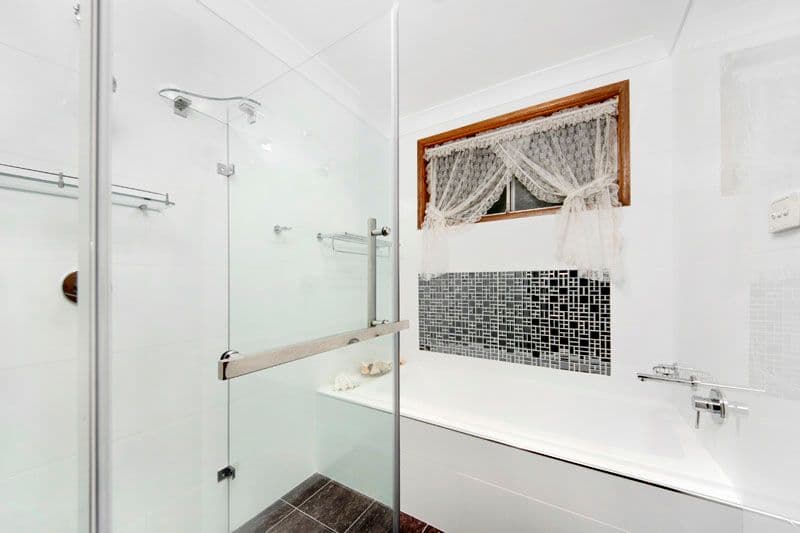 16 Brushwood Drive, ALFORDS POINT NSW 2234, Alfords Point - Thumbnail 6